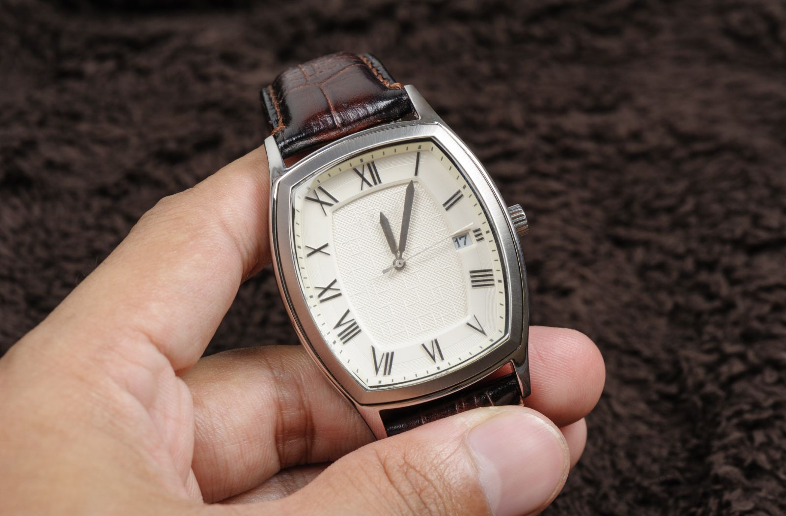 Einfache Schritt-für-Schritt-Anleitung: Wechseln Sie Ihr Uhrenband selbst